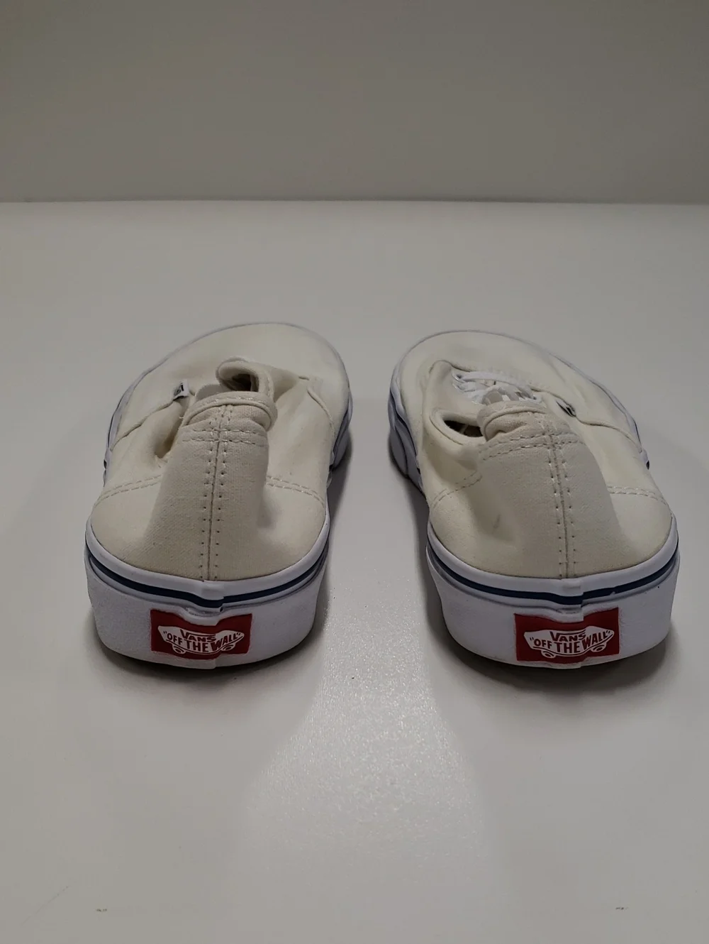 Vans - unisex canvas shoes, size 10 US mens/11.5 US womens, color off-white - Picture 4 of 6